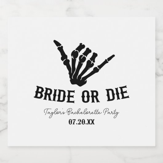 Bruid of Die Rockstar Skelet Bachelorette Party Bier Etiket (Enkel label)