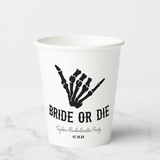 Bruid of Die Rockstar Skelet Bachelorette Party Papieren Bekers (Voorkant)