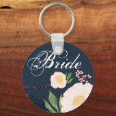 Bruid Sleutelhanger Wit Bloemen op Donkerblauw (Voorkant)