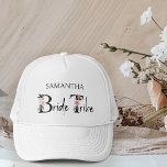 Bruid Tribe Boho Bloemen Letters Bachelorette Trucker Pet<br><div class="desc">Bride Tribe trucker hoeden,  gepersonaliseerd voor uw bruid stam om te draag voor uw vrijgezellenfeest,  winkeluitstapjes ...  Bride Tribe is geletterd met neutrale boho bloemenletters en handgeschreven script. Perfect voor een herfstbruiloft,  een bloemenbruiloft,  een boho-tuinbruiloft of een thema met een neutraal aards trouwkleurenpalet.</div>