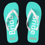 Bruid Turquoise Blauw Teenslippers<br><div class="desc">Helder turquoise blauw met bruid geschreven in witte tekst en datum van bruiloft in koraal met witte accenten.  strandbestemming of huwelijksreis teenslippers. Originele design van TamiraZDesigns.</div>