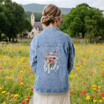 Bruid Wildflower Boho Rustieke Bloemen Denim Jacket<br><div class="desc">Vier het in stijl met onze bruid Wildflower Boho Rustic Floral Denim Jacket! Deze prachtige jas heeft een elegant wildflower-ontwerp, een mix van boho chic en rustieke charme. Perfect voor de bruid-to-be, het voegt een persoonlijke touch aan vrijgezellenfeesten, vrijgezellenfeesten, of casual bruiloft festiviteiten. Gemaakt van hoogwaardige denim, het is zowel...</div>