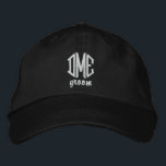 Bruidegom Custom Wedding Monogram Baseball Pet<br><div class="desc">Verras de bruidegom met dit coole pet in honkbalstijl met zijn 3-letterige monogram en het woord bruidegom hieronder. Verander eenvoudig de tekst en de kleur van het pet om aan te sluiten bij uw thema/kleuren van de bruiloft. Dit maakt een geweldige verloving of huwelijksgunstgeschenk. De afgestemde petten zien er ook...</div>