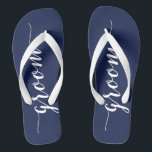Bruidegom Navy Blauwe Trouwfeest Flip Flops Breder<br><div class="desc">Eenvoudige navy blauwe trouwfeest flip flops voor de bruidegom met brede banden</div>