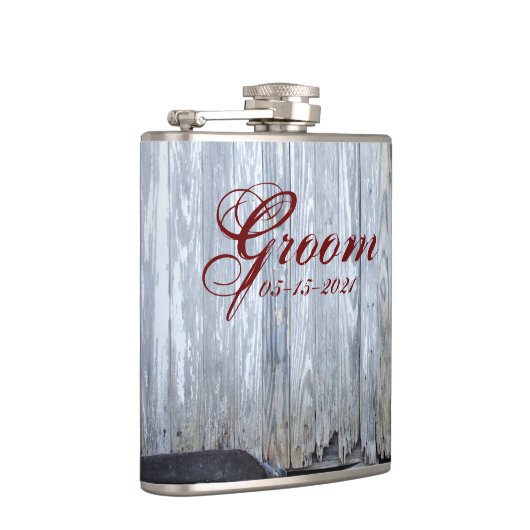 bruidegom whiskey kolf wit wassen hout schuur deur heupfles (Rechts)