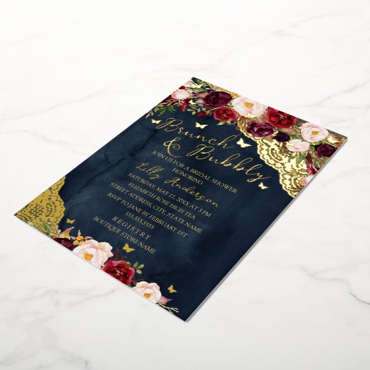 Bruids Bourgondië Navy gouden kant brunch en bubbe Folie Uitnodiging (Gedraaid)