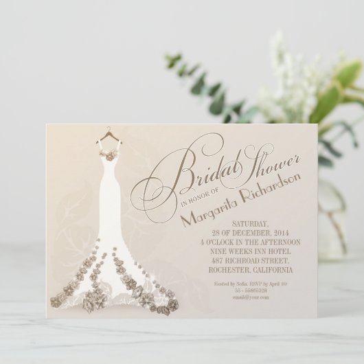 Bruids douche uitnodigingen met trouwjurk (Staand voorkant)