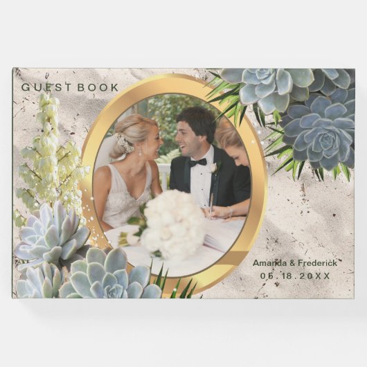 Bruidsboeket met zachte tinten lichtblauw gastenboek (Voorkant)