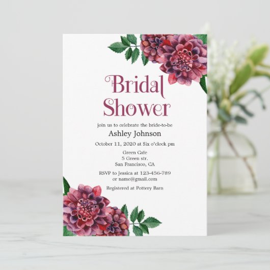 Bruidsdouche uitnodiging dahlia's. Bourgondië nodi (Staand voorkant)