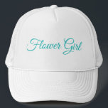 Bruidsfeest - Bloemenmeisje Trucker Pet<br><div class="desc">Een pet voor de Bloemenmeisje in  vloeiende scripttekst. Een geweldige keuze voor een vrijgezellenfeest,  repetitiediner,  huwelijksreceptie of elk moment rond de huwelijksfestiviteiten.</div>