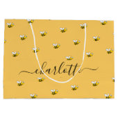 Bruidsfeest cadeau met monogram van vrolijke bijen groot cadeauzakje (Achterkant)