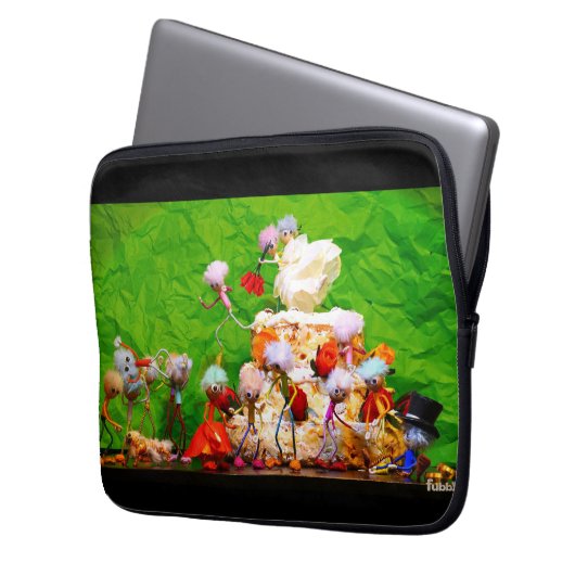 Bruidsfeest van de Fubby's. Laptop Sleeve (Voorkant Links)