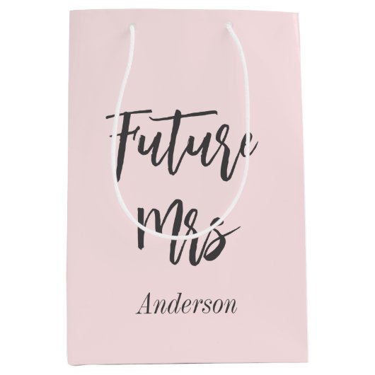 Bruidsfeestje Blush Roze Toekomstige Mevrouw Cadea Medium Cadeauzakje (Voorkant)