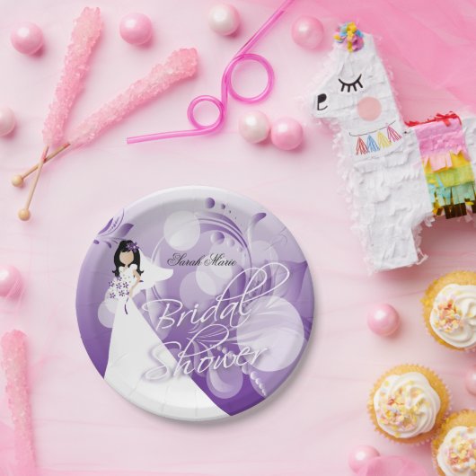 Bruidsfeestje in mooi paars en wit papieren bordje (Feest)