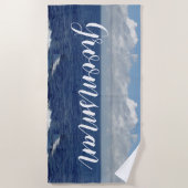 Bruidsjonker Oceaan Golven Strand Handdoek (Voorkant)
