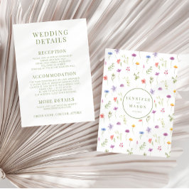 Bruidskaart met details van lente wilde bloemen informatiekaartje