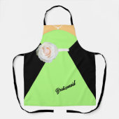 Bruidsmeisje Jurk Sage Groen met een Crème Bloem Schort (Voorkant)