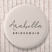 Bruidsmeisje | Modern Minimalistisch Schrift Roze Ronde Button 5,7 Cm