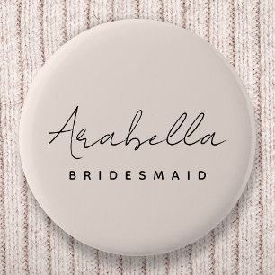 Bruidsmeisje   Modern Minimalistisch Schrift Roze Ronde Button 5,7 Cm