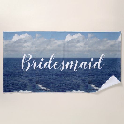Bruidsmeisje Oceaan Golven Strand Handdoek (Voorkant)