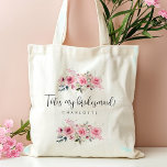 Bruidsmeisje Roze Bloemen Gepersonaliseerde naam Tote Bag<br><div class="desc">Bruidsmeisje Roze Bloemen Gepersonaliseerde naam Canvas tas Deze elegante roze bloemen waterverf canvas tas is de perfecte bruidsmeisje voorstel of cadeau. Met een gepersonaliseerde naam in prachtige kalligrafie, voegt het een doordachte en stijlvolle touch toe aan uw huwelijksviering. Het charmante ontwerp maakt het zowel een praktische als gedenkwaardige aandenken voor...</div>
