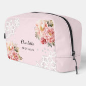 Bruidsmeisje roze bloemen kant toilettasje (Rechterhoek)