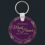 Bruidsmeisje Trouwcadeau Pruim Paars & Goud Sleutelhanger<br><div class="desc">Deze sleutelhangers zijn ontworpen om weg te geven als favorieten aan het bruidsmeisje in je trouwfeest. Ze hebben een eenvoudig maar elegant ontwerp met een diepe pruim paarse achtergrond, gouden tekst en een kantachtige gouden namaakfolie bloemrijke rand. De tekst luidt "Bruidsmeisje" met ruimte voor haar naam, de namen van het...</div>