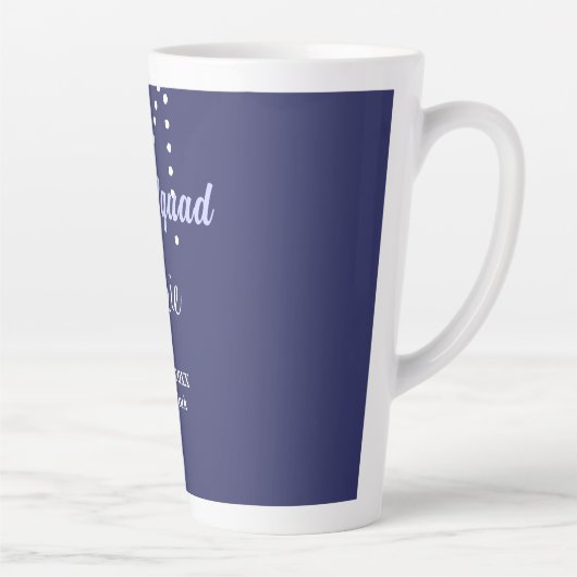 Bruidsploeg voeg naam monogram bruidsmeisje paars latte mok (Rechts)