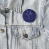 Bruidsploeg voeg naam monogram bruidsmeisje paars ronde button 5,7 cm (In situ)