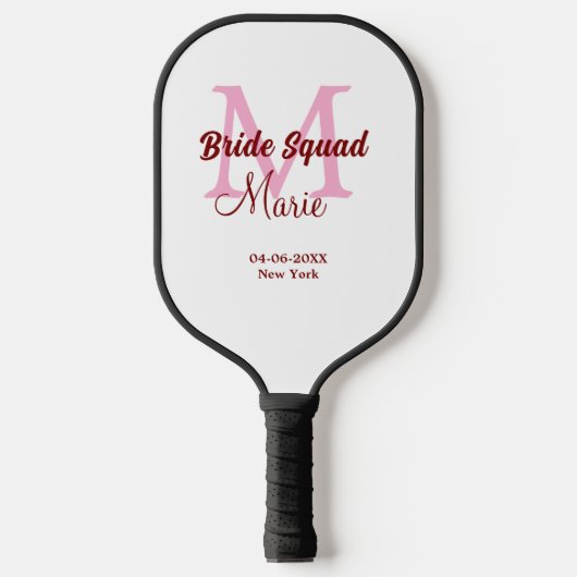Bruidsploeg voeg naam monogram bruidsmeisje roze d pickleball paddle (Voorkant)