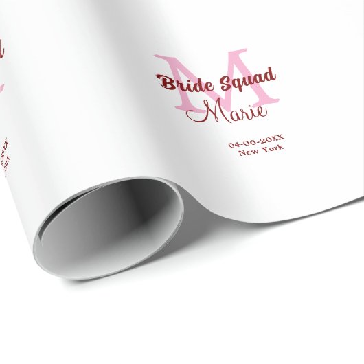 Bruidsquadron naam monogram bruidsmeisje roze datu cadeaupapier (Rol Hoek)
