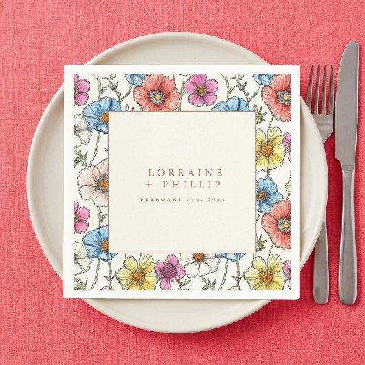 Bruidsservet met levendige wilde bloemen servet