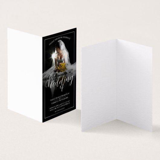 Bruiloft Aankondiging met Zittende Bruid - Classic (Binnen en buitenkant)