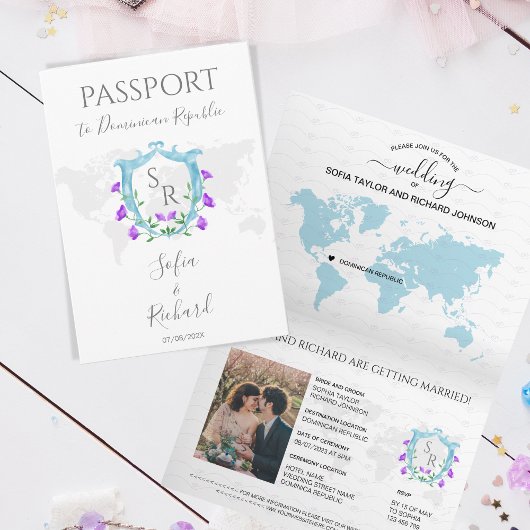 Bruiloft Bestemming Paspoort Blue Crest Monogram