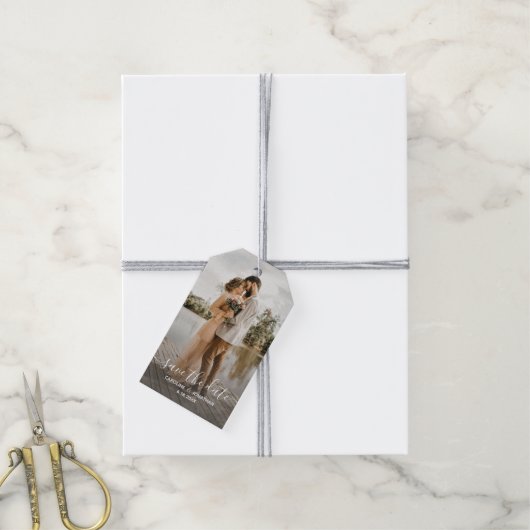 Bruiloft Bewaar de datum Foto Eenvoudige Kalligraf Cadeaulabel (Met Touw)