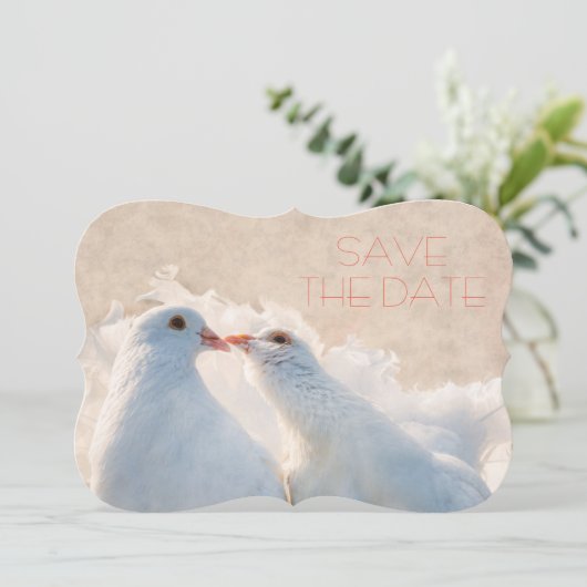 Bruiloft Bewaar de datum Kissing Doves Save The Date (Staand voorkant)