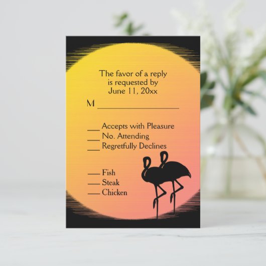 Bruiloft bij zonsondergang met vlammend effect RSVP kaartje (Staand voorkant)