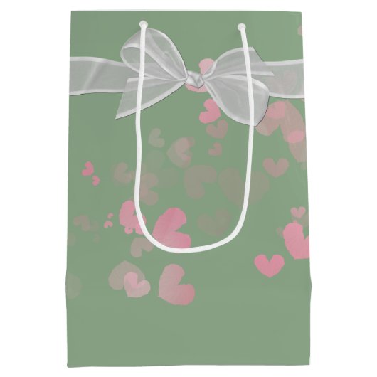 Bruiloft boog op salie groen met harten medium cadeauzakje (Achterkant)