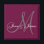 Bruiloft bruid bruidegom namen Monogram wijnmagnee Magneet<br><div class="desc">Bruiloft bruid bruidegom Namen Monogram Magnet. Pas de kleuren en persoonlijke informatie aan. Deze maken geweldige huwelijksgunsten.</div>