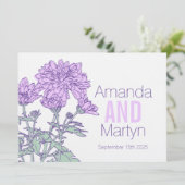 Bruiloft chrysant paarse bruiloft uitnodiging (Staand voorkant)