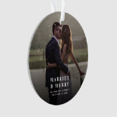 Bruiloft Dag Foto Getrouwd & Vrolijke Passen getro Ornament (voorkant)