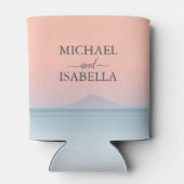 Bruiloft door het zee onder peachy sky zonsonderga blikjeskoeler (Achterkant)