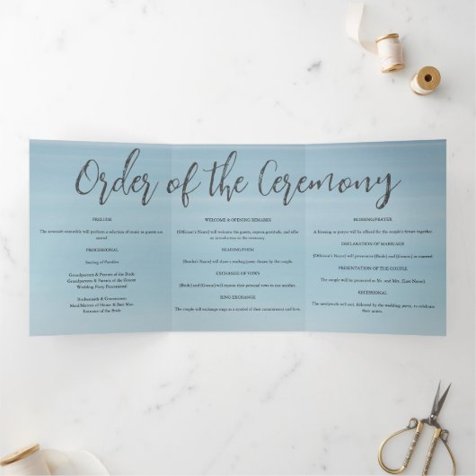 Bruiloft door het zee onder peachy sky zonsonderga drieluik programma (Binnen)