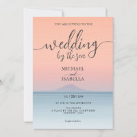 Bruiloft door het zee onder peachy sky zonsonderga