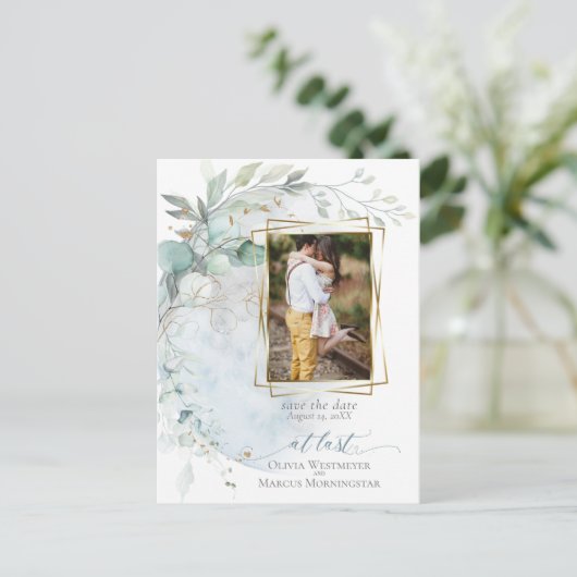 bruiloft | Dusty Blue Over the Moon in Love Briefkaart (Staand voorkant)