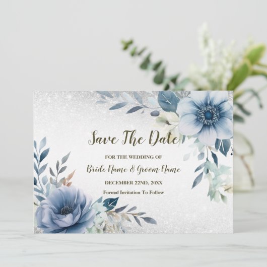 Bruiloft Dusty Blue Waterverf Flowers Silver Save The Date (Staand voorkant)