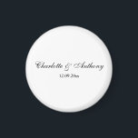 Bruiloft Elegant Script Creatief Zwart Wit Magneet<br><div class="desc">Deze stijl van eenvoud is alles. Eenvoudig maar echt maakt een professionele mooie verklaring.</div>
