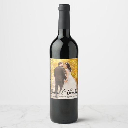 Bruiloft Elegant Script Liefde en Bedankt Fotoboek Wijn Etiket (Voorkant)