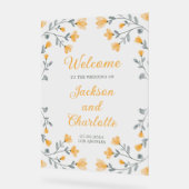 Bruiloft Gele Wildbloemen Transparant Welkom Acryl Bord (Hoek)