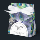 Bruiloft gunst dozen koninklijke pauw bedankdoosjes<br><div class="desc">Deze bruiloft gunstboxen zijn voorzien van waterverf pauwenveren in tinten van koningsblauw, groen en paarse. De woorden "Thank You" zijn ingesteld in trendy typografie, Gebruik de sjabloon velden om uw aangepaste namen toe te voegen met de datum van de gebeurtenis. Bezoek www.zazzle.com/dotellabelle Unique waterverf art and design van Victoria Grigaliunas...</div>